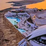Apartamento New White Lotus Penthouse 13 St Pauls Bay Malta St. Paul's Bay