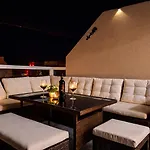 New White Lotus Penthouse 13 St Pauls Bay Malta Апартаменты *