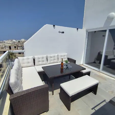 New White Lotus Penthouse 13 St Pauls Bay Malta * St Paul's Bay