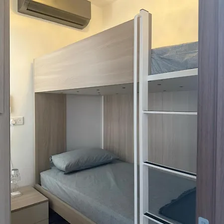Apartamento New White Lotus Penthouse 13 St Pauls Bay Malta *