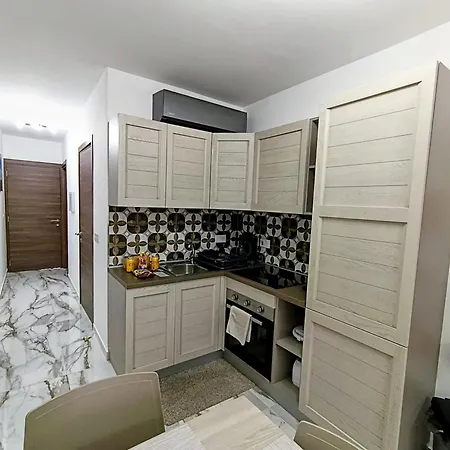 New White Lotus Penthouse 13 St Pauls Bay Malta 아파트 세인트폴스베이