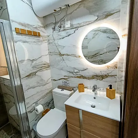 New White Lotus Penthouse 13 St Pauls Bay Malta خليج سانت بول