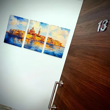 New White Lotus Penthouse 13 St Pauls Bay Malta شقة *