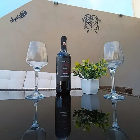 New White Lotus Penthouse 13 St Pauls Bay Malta Apartmán