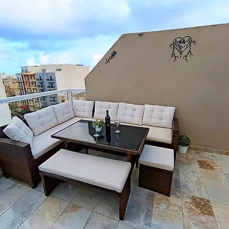 Apartmán New White Lotus Penthouse 13 St Pauls Bay Malta