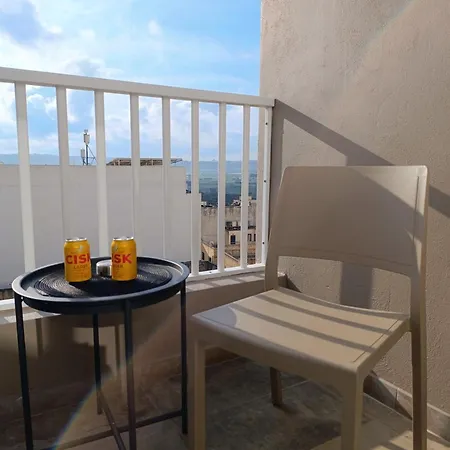 شقة New White Lotus Penthouse 13 St Pauls Bay Malta خليج سانت بول